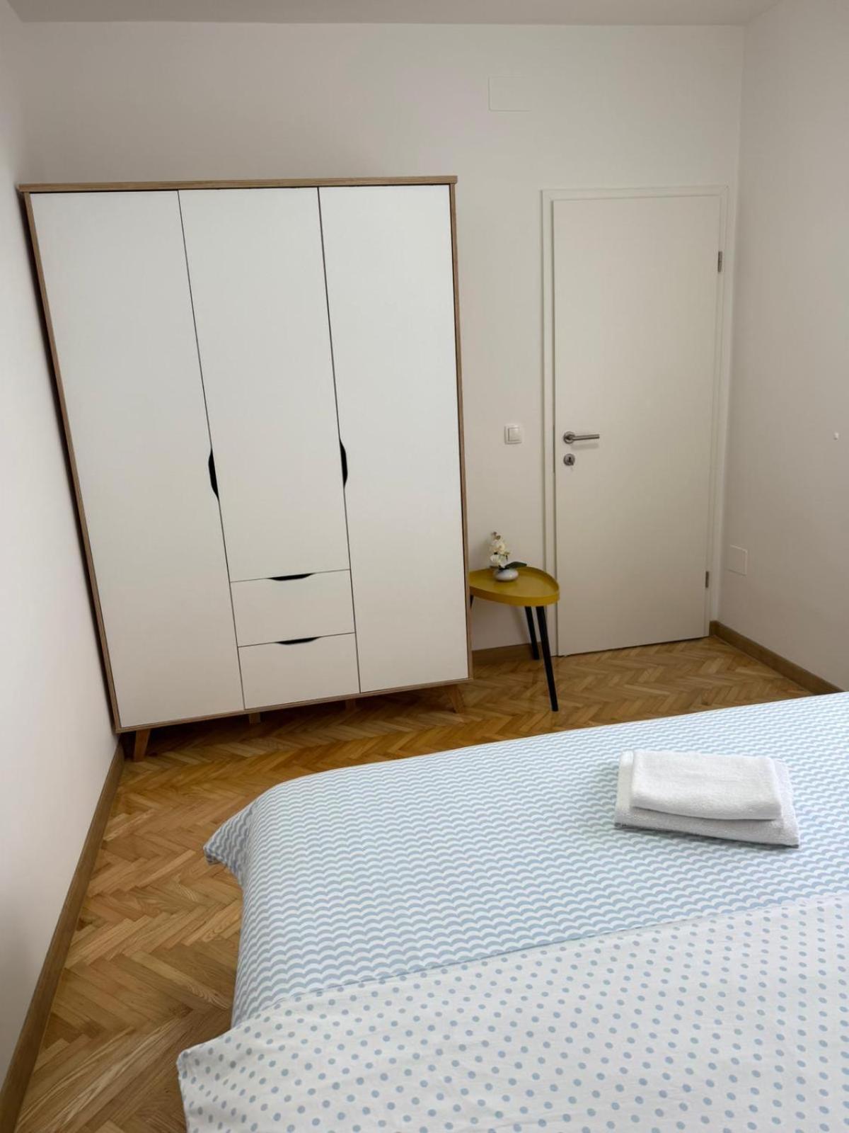 Apartment Helena Kaštela Esterno foto