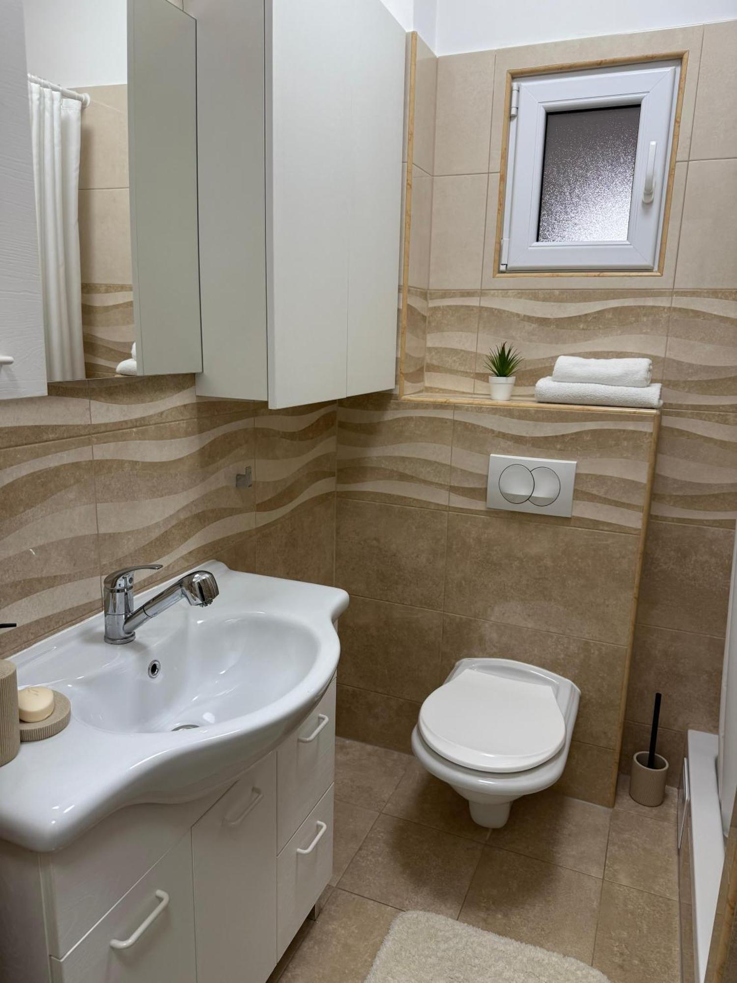 Apartment Helena Kaštela Esterno foto