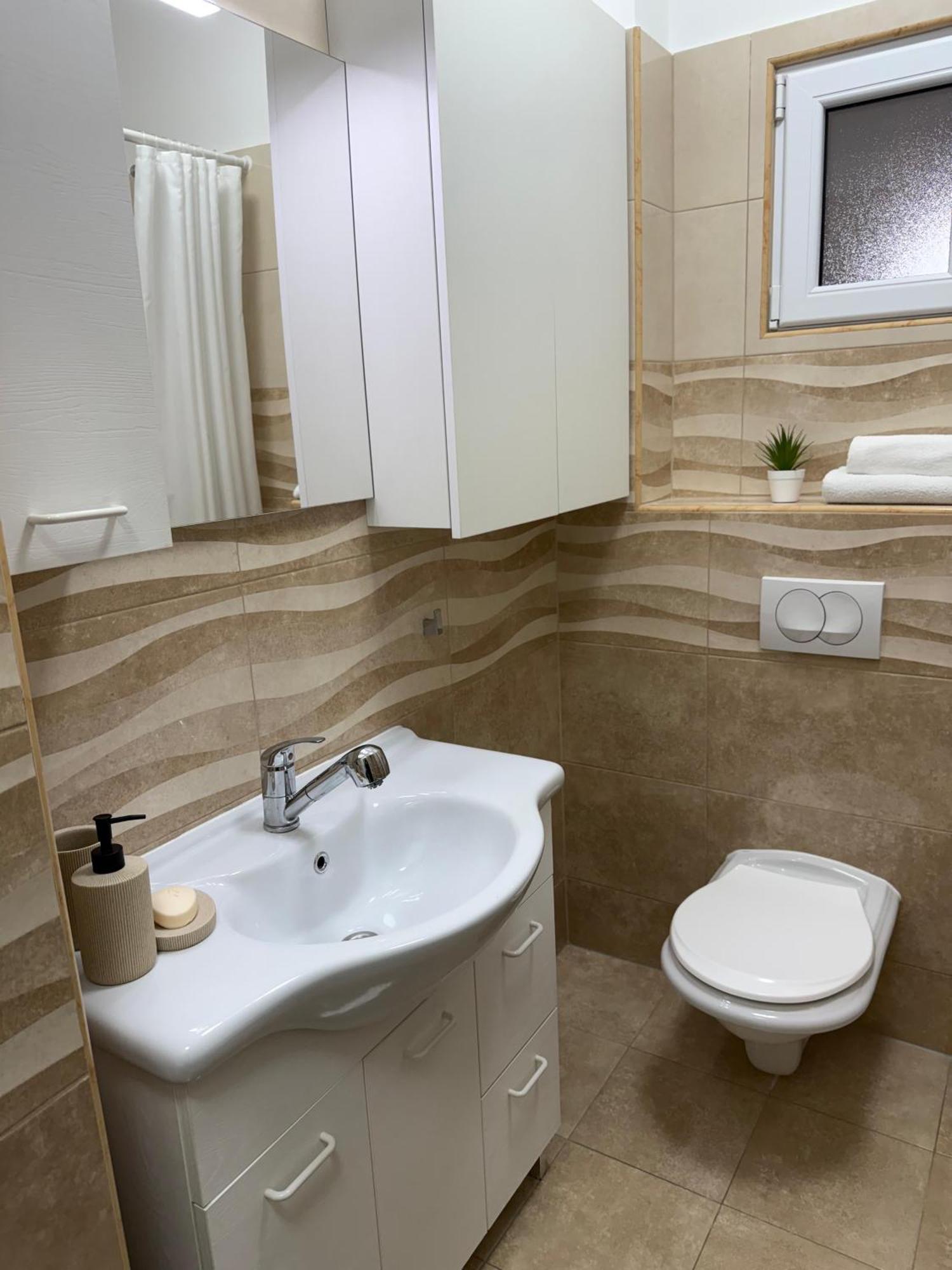 Apartment Helena Kaštela Esterno foto